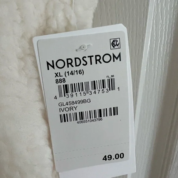 Nordstrom Girls Hooded Fuzzy Vest SZ XL - Picture 3 of 4